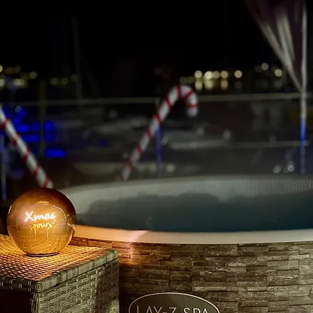 Diamond Bigigio House Boat Bateau-hôtel Lisanza