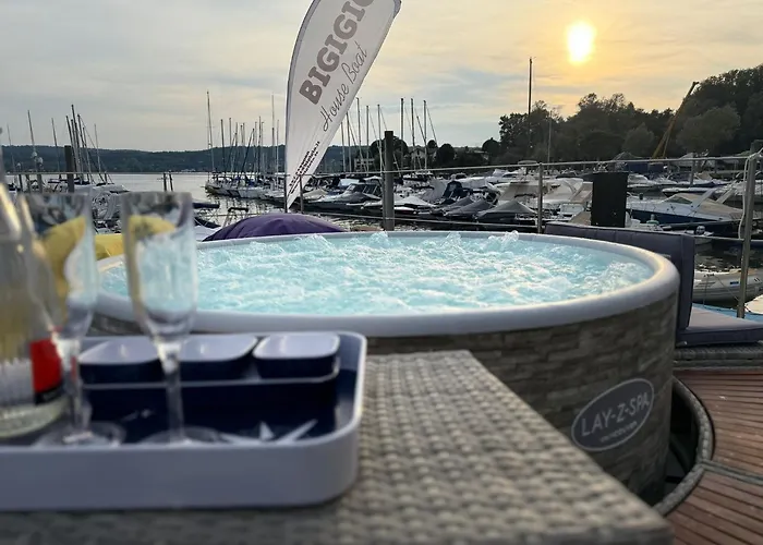 Bateau-hôtel Diamond Bigigio House Boat Lisanza